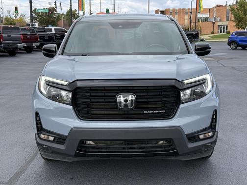 2023 Honda Ridgeline Black Edition