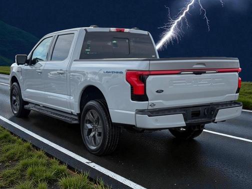 2023 Ford F-150 Lightning LARIAT