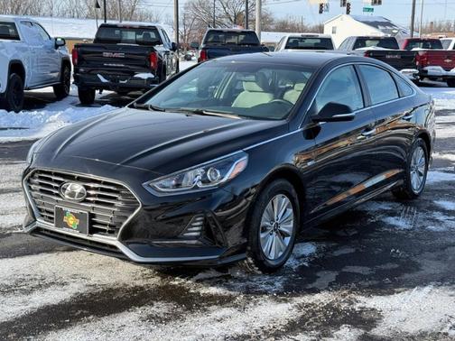 2019 Hyundai SONATA Hybrid SE