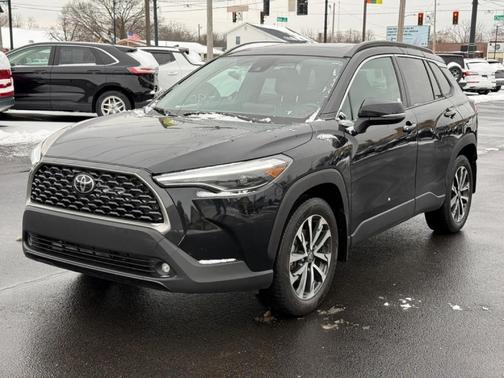 2022 Toyota Corolla Cross XLE