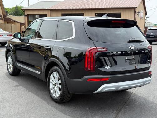 Black 2021 Kia Telluride LX