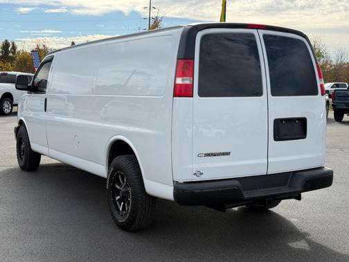 2017 Chevrolet Express 2500 Work Van