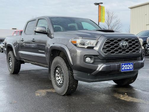 2020 Toyota Tacoma TRD Sport