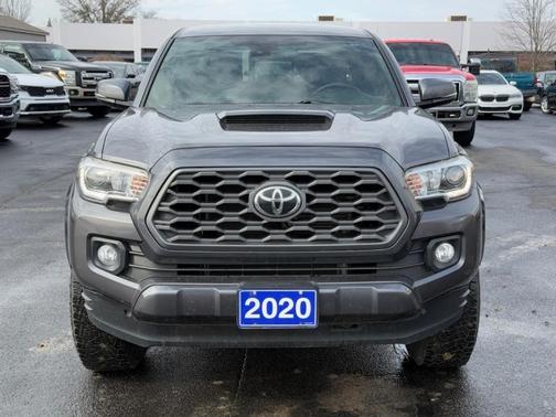 2020 Toyota Tacoma TRD Sport