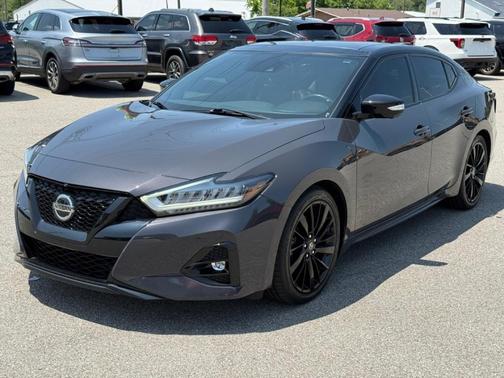 2021 Nissan Maxima Platinum