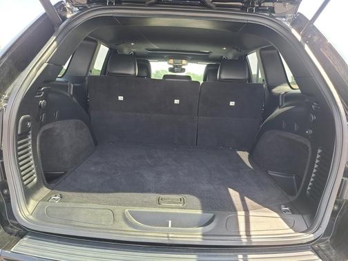 2017 Jeep Grand Cherokee Altitude for sale in South Bend, IN - image 19
