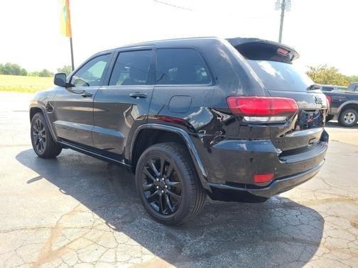 2017 Jeep Grand Cherokee Altitude for sale in South Bend, IN - image 5