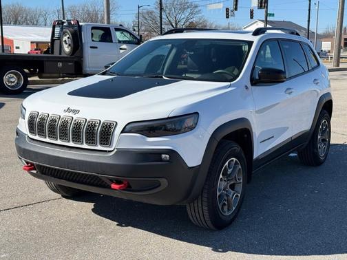 2022 Jeep Cherokee Trailhawk