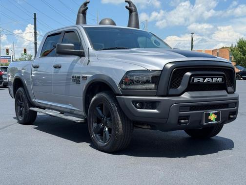 2020 RAM 1500 Classic SLT