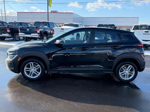 2023 Hyundai KONA SE