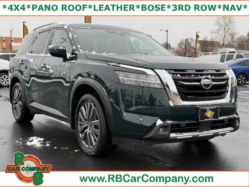 2022 Nissan Pathfinder SL