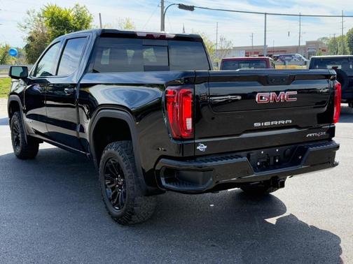 2023 GMC Sierra 1500 AT4X