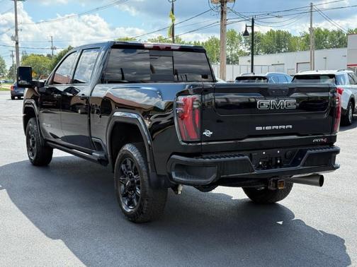 2024 GMC Sierra 2500 AT4