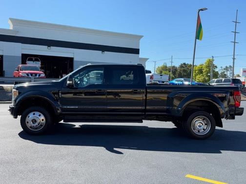 2022 Ford F-450 Lariat
