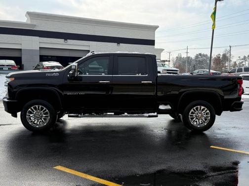 2022 Chevrolet Silverado 2500 High Country