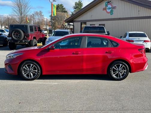 2022 Kia Forte LXS