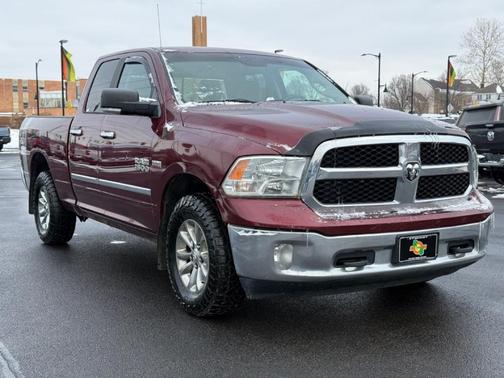 2017 RAM 1500 SLT