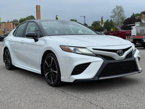 2019 Toyota Camry XSE