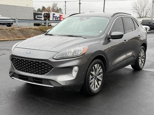 2021 Ford Escape Titanium Hybrid