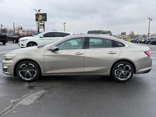 2022 Chevrolet Malibu LT