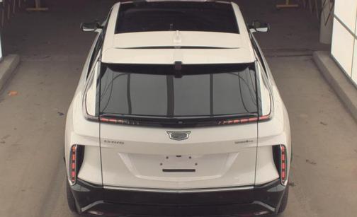 White 2024 Cadillac LYRIQ Luxury