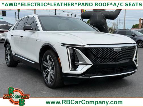 White 2024 Cadillac LYRIQ Luxury