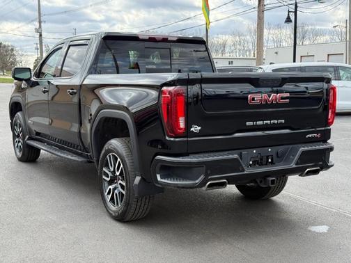 2022 GMC Sierra 1500 Limited AT4