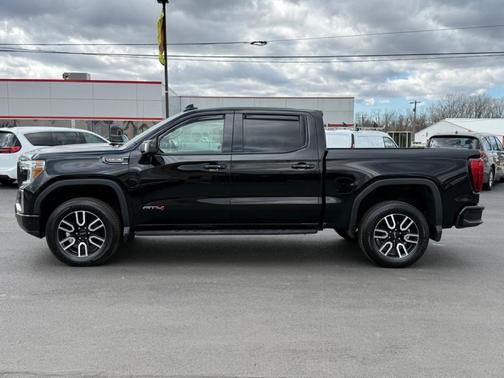 2022 GMC Sierra 1500 Limited AT4