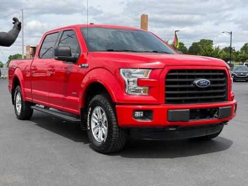 Red 2016 Ford F-150 XLT