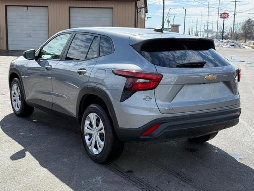2024 Chevrolet Trax LS