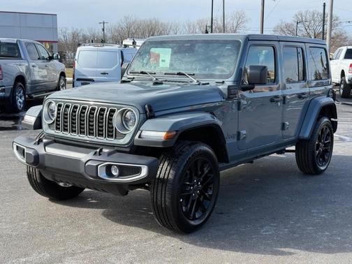 2025 Jeep Wrangler 4xe Sahara
