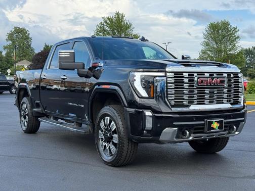 2024 GMC Sierra 2500 Denali