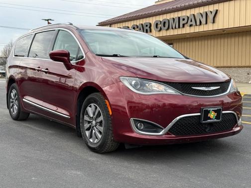 2019 Chrysler Pacifica Touring-L Plus