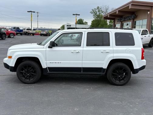 2016 Jeep Patriot Sport