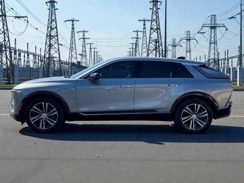 2024 Cadillac LYRIQ Luxury