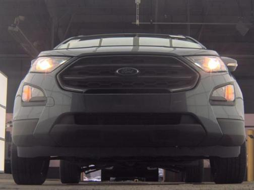 Gray 2018 Ford EcoSport SES