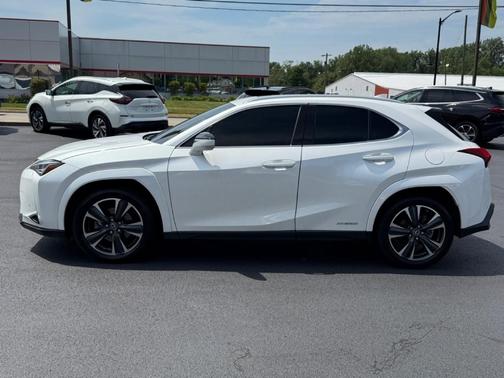 2022 Lexus UX 250h Base