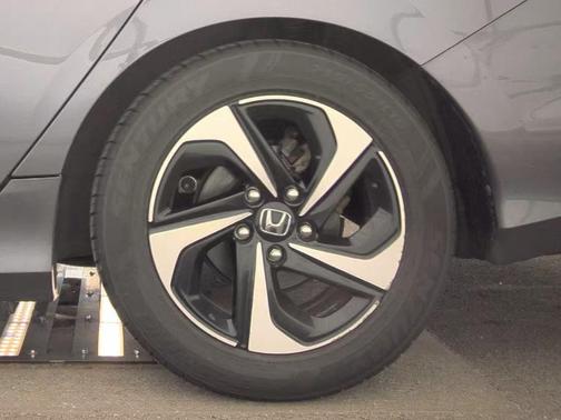 Modern Steel Metallic 2021 Honda Insight EX