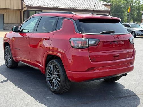 Redline Pearlcoat 2022 Jeep Compass Limited
