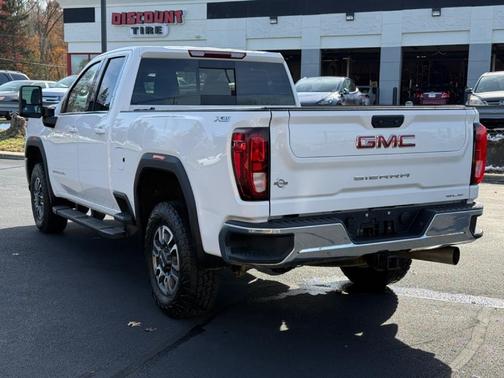 2022 GMC Sierra 2500 SLE