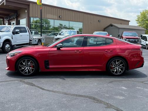 2023 Kia Stinger GT-Line