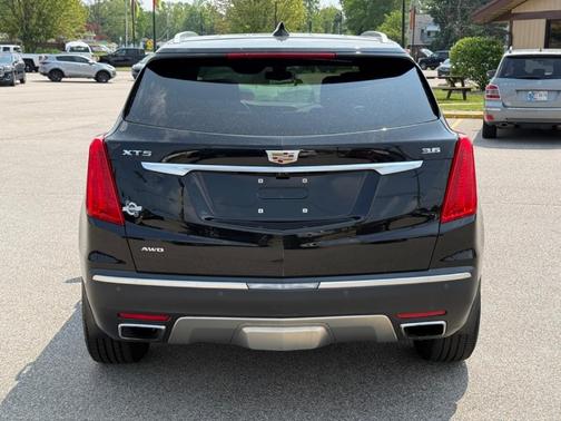 2017 Cadillac XT5 Platinum