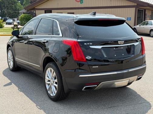 2017 Cadillac XT5 Platinum
