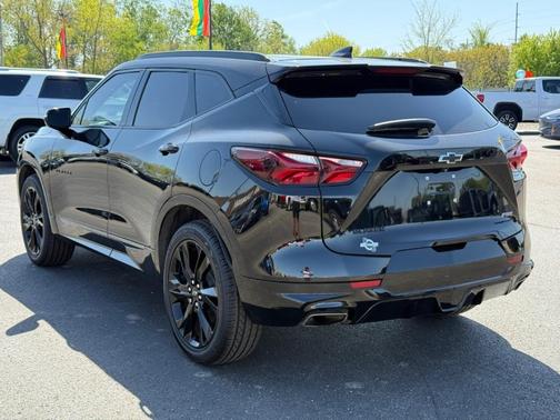 Black 2022 Chevrolet Blazer RS