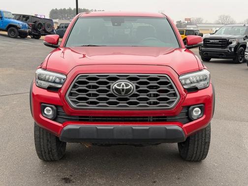 Red 2022 Toyota Tacoma SR5