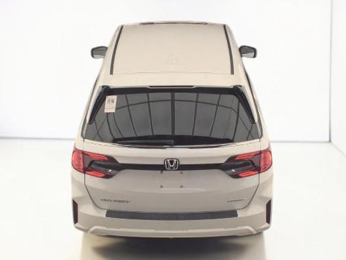 White 2025 Honda Odyssey Sport-L
