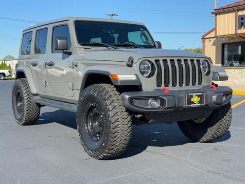 2020 Jeep Wrangler Unlimited Sahara Altitude