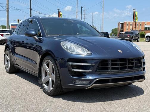 2015 Porsche Macan Turbo