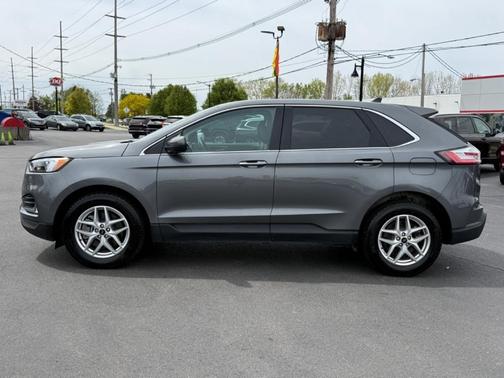 Gray 2024 Ford Edge SEL