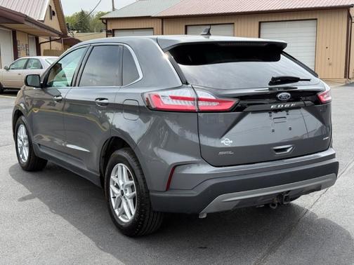 Gray 2024 Ford Edge SEL